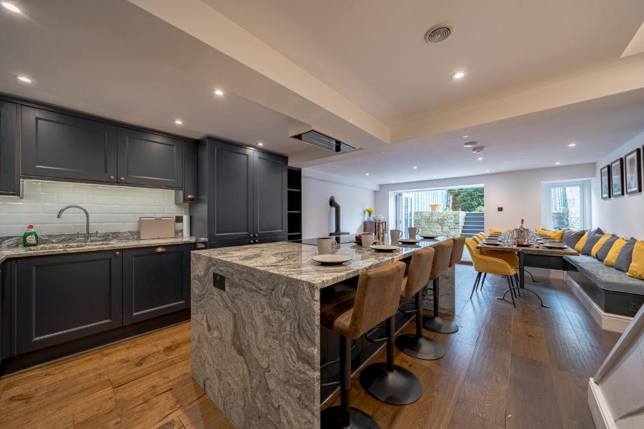 Luxurious Grand 6 Bedroom Home In Bath - Perfect For Groups & Sleeps 12! Esterno foto