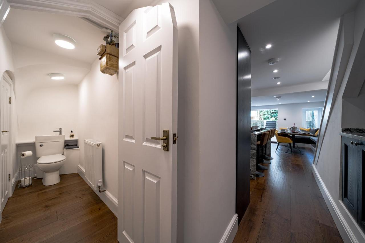 Luxurious Grand 6 Bedroom Home In Bath - Perfect For Groups & Sleeps 12! Esterno foto