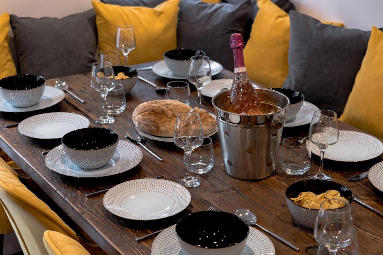 Luxurious Grand 6 Bedroom Home In Bath - Perfect For Groups & Sleeps 12! Esterno foto