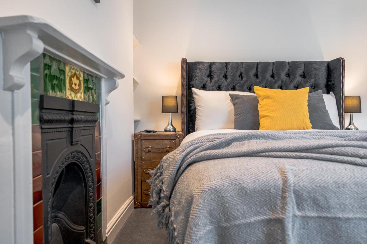 Luxurious Grand 6 Bedroom Home In Bath - Perfect For Groups & Sleeps 12! Esterno foto