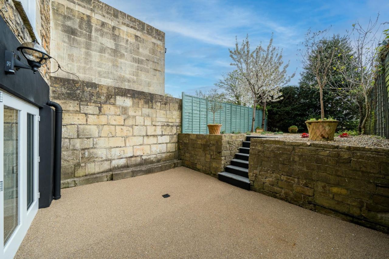 Luxurious Grand 6 Bedroom Home In Bath - Perfect For Groups & Sleeps 12! Esterno foto
